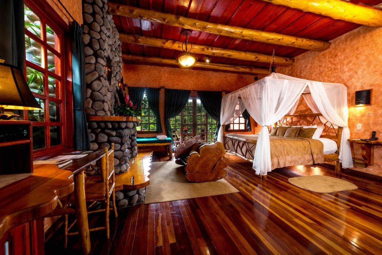 Peace Lodge Vara Blanca  Екстер'єр фото